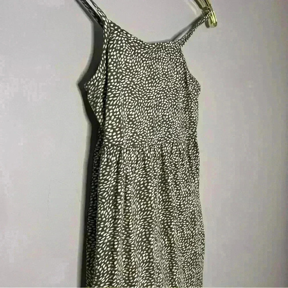 Old Navy Kids Sleeveless Summer Dress, Size 10/12 Grn&Wht Pattern Side Pockets - Picture 2 of 5